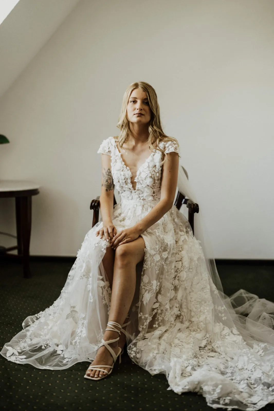 Philina & Damian Hochzeitsfoto Burg Crass, Eltville – Light Hunters